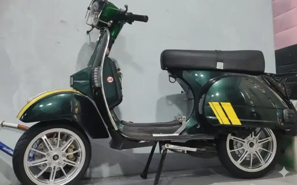 Vespa px 1982 barangkali mau lanjutin