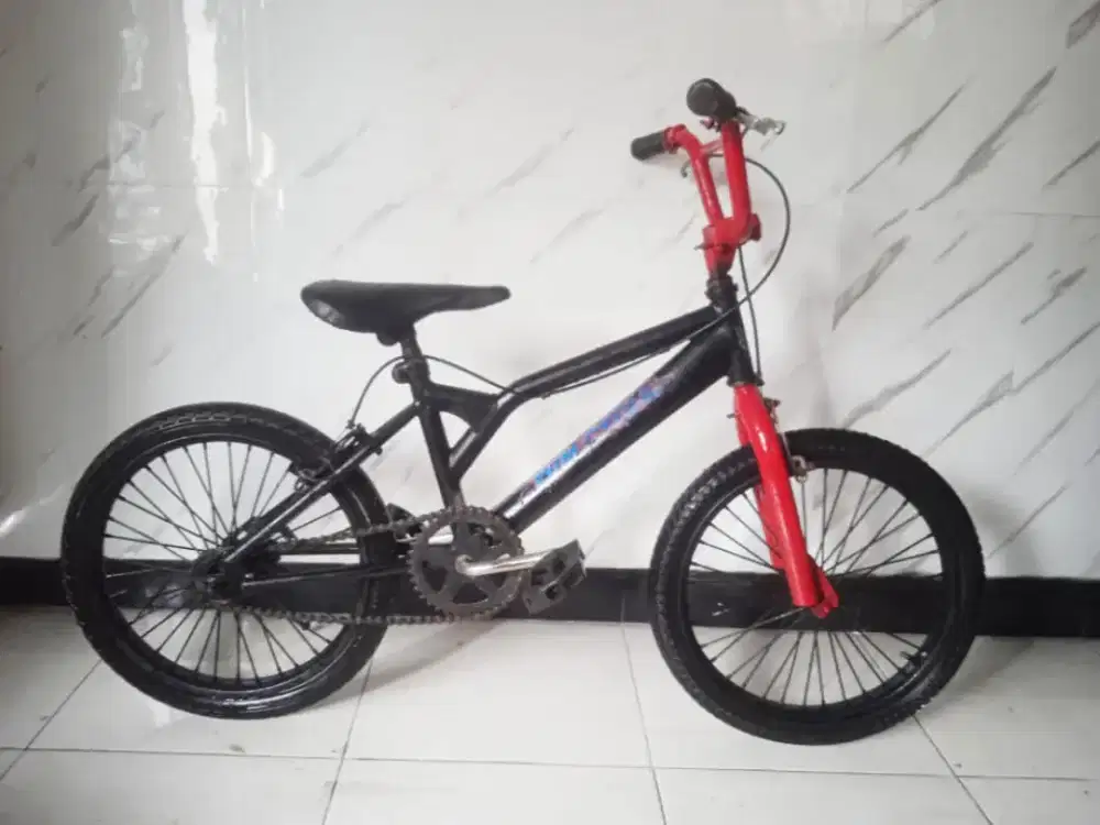 Sepeda anak Bmx uk18