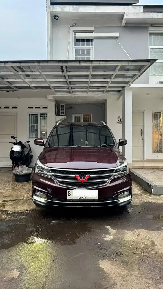 Wuling cortez lux amt 1.8 sunroof tertinggi pajak panjang