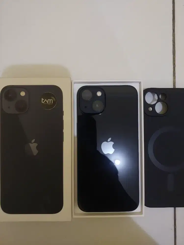 iPhone 13 Ibox.