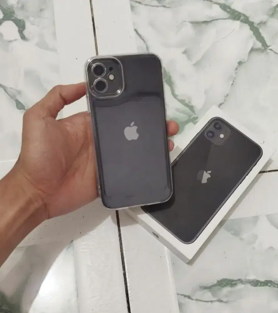 Iphone 11 ibox 64 Gb Mulus Lengkap Noken terawat pemakaian wanita