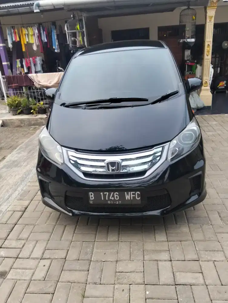 Honda freed psd