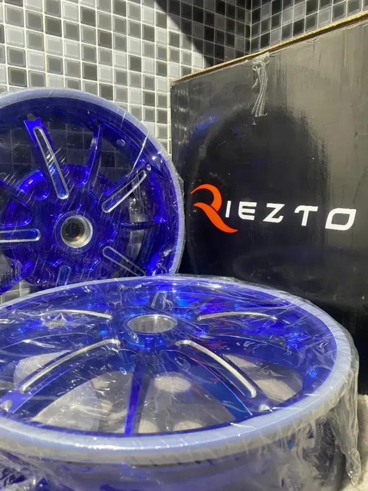 VELG RIEZTO MARUZ DRAG BLUE FRONT REAR VESPA SPRINT PRIMAVERA S LX