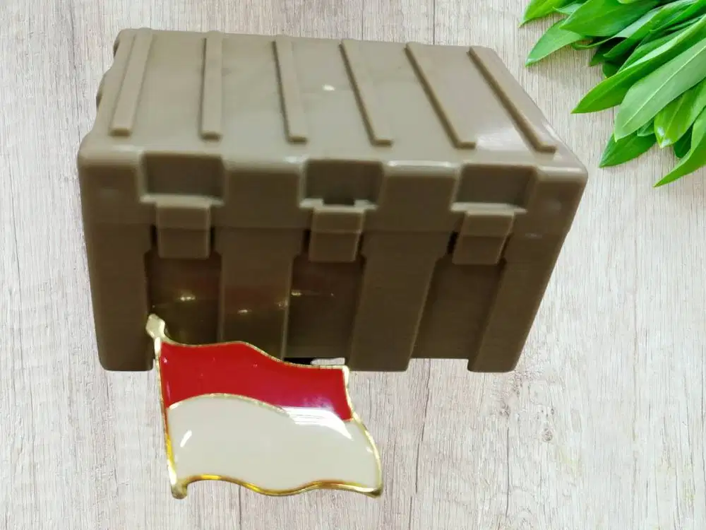 Sale!!! Brick Military Box Diorama WW2 dan Pin Bendera Merah Putih