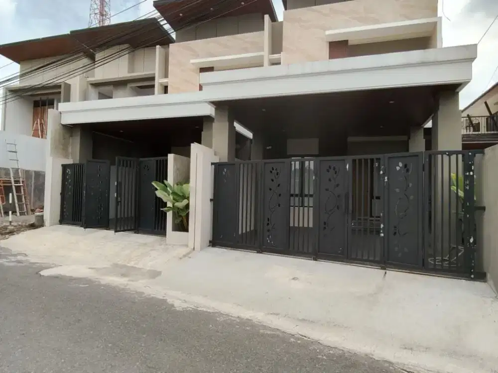 DIJUAL RUMAH KONTEMPORER MODERN SEMI VILLA DEKAT KAMPUS UII JALAN KALIURANG