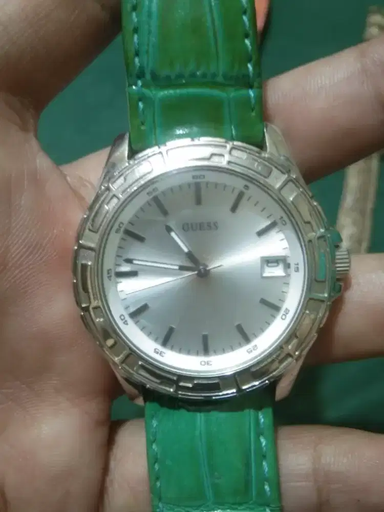 Di jual jam tangan Merek GUEES ASLI