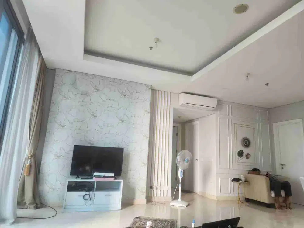 DIJUAL/SEWAKAN APARTEMEN 2BR VOILA  CIPUTRA WORLD SURABAYA BARAT
