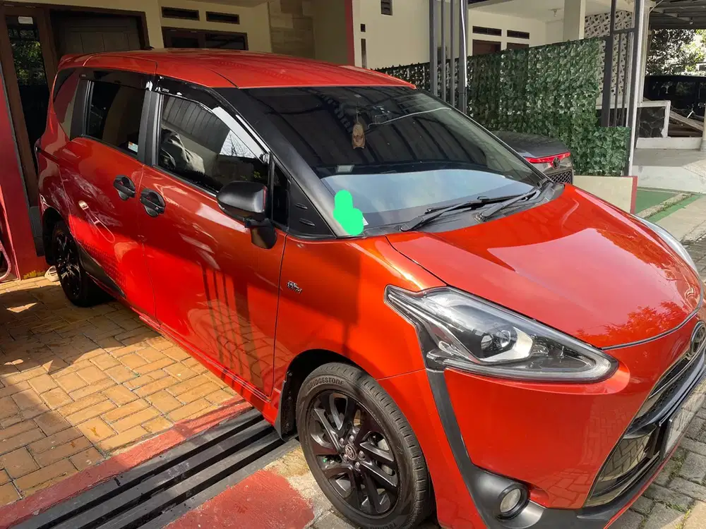 Dijual! Toyota Sienta Q CVT 2016 Mulus, Terawat, Pajak Panjang