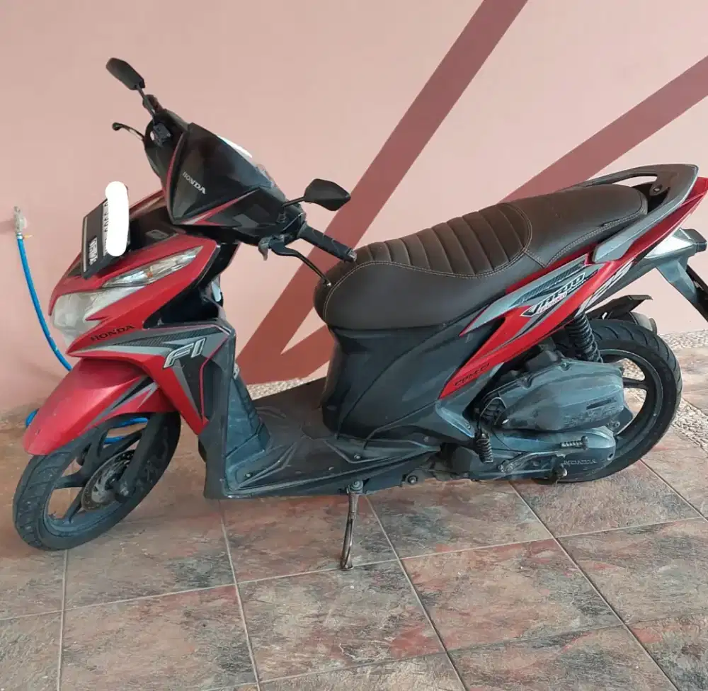 Vario 125 2013 red merah tangan 1