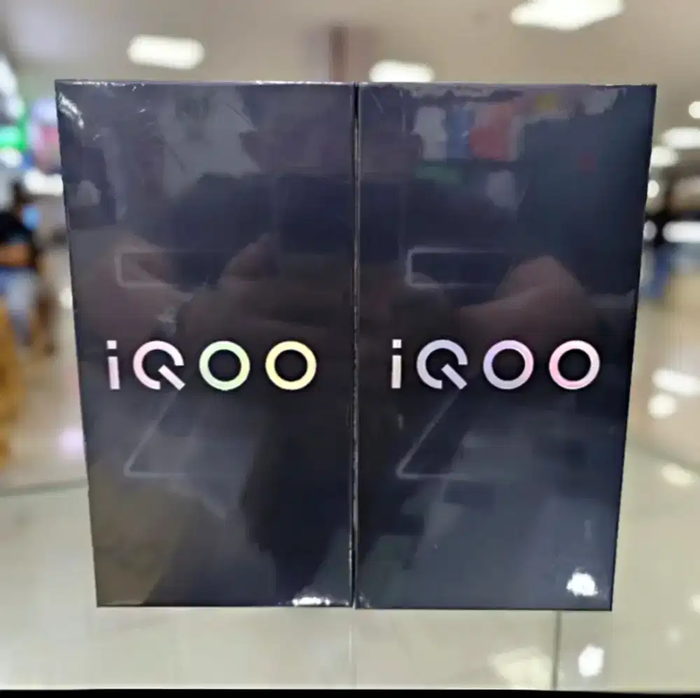 Iqoo Z10 5G 8/256 Garansi Resmi Baru Dan Segel