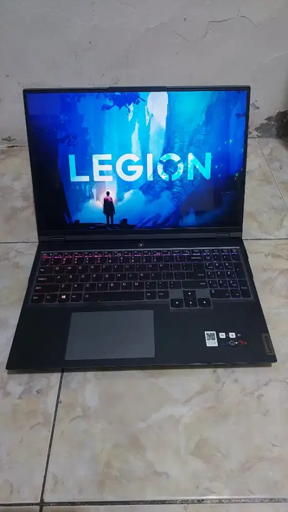 Legion 5 Pro Ryzen 7 5800 RTX 3050Ti