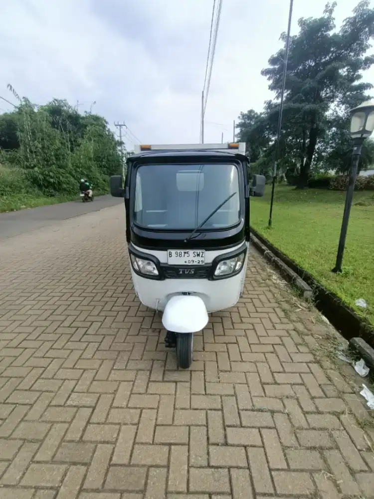 TVS CARGO KING 2022