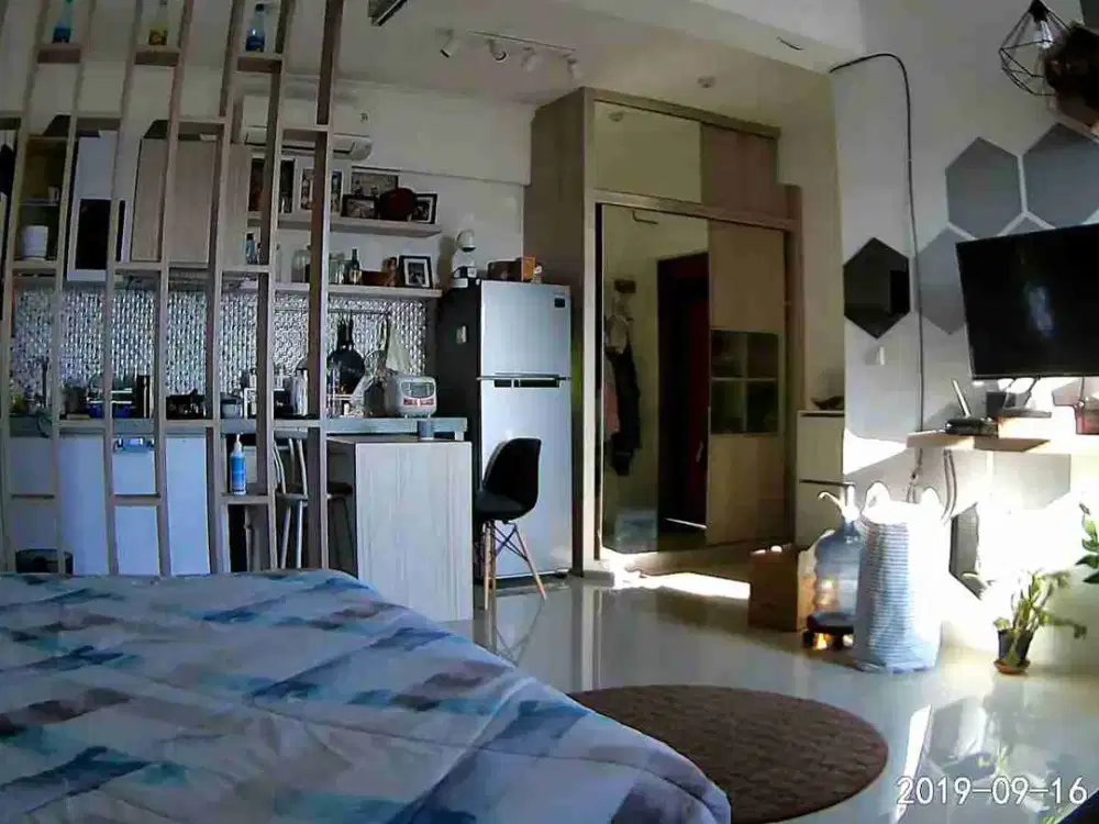 DIJUAL / DISEWAKAN
APARTEMEN GUNAWANGSA MERR
2 BR Corner. Luas.