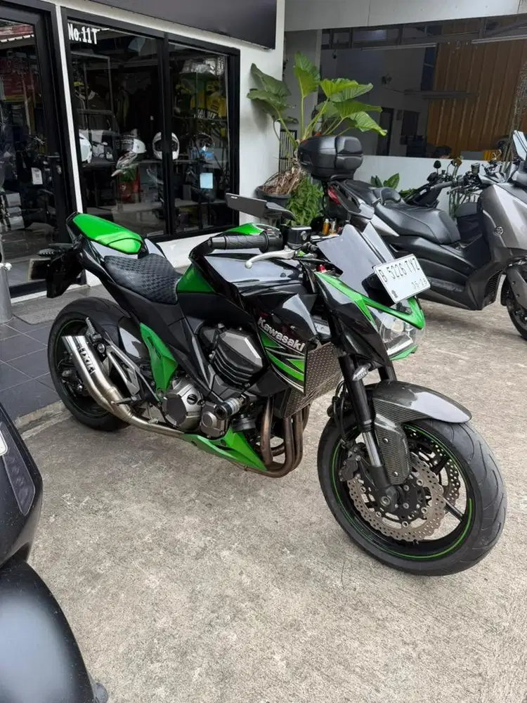 Kawasaki Z800 2013 super istimewa km rendah