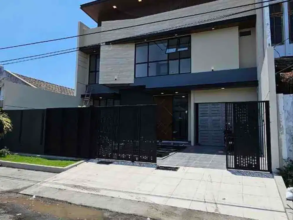 Dekat galaxy mall‼️Rumah baru gress kertajaya indah