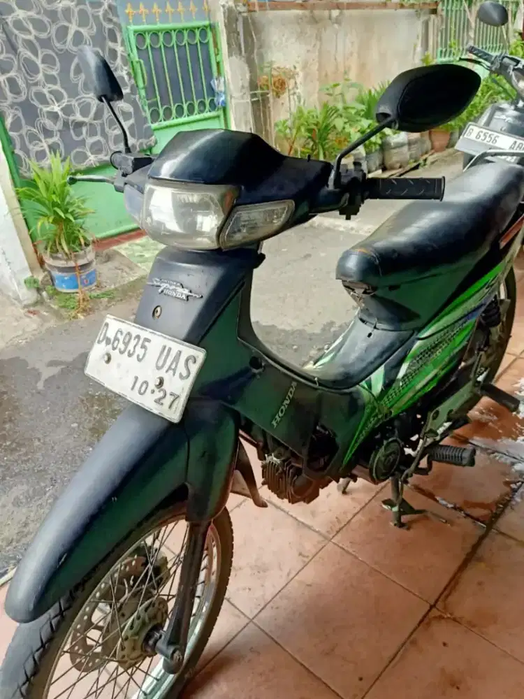 Honda Supra 2002