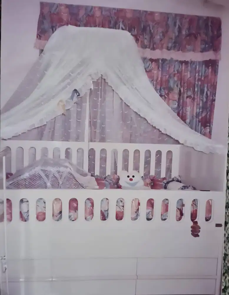 Ranjang Bayi (Bekas)