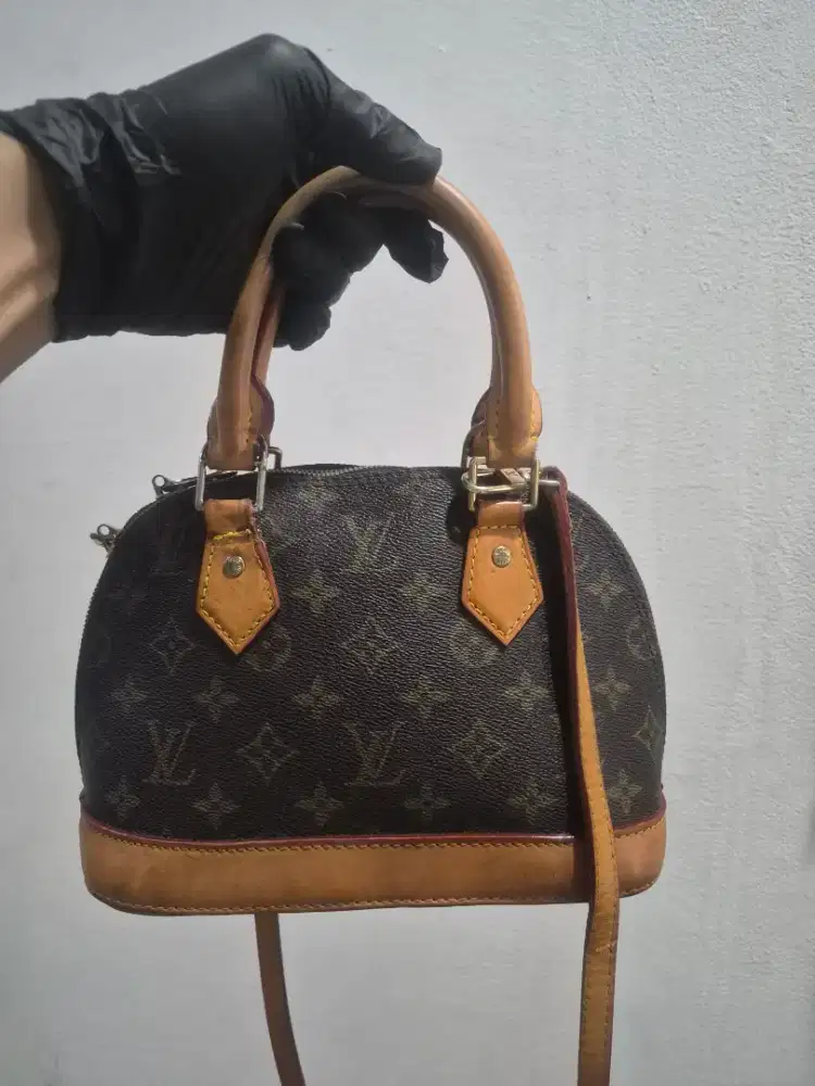 Tas wanita louis vuitton alma mini mono leather good quality