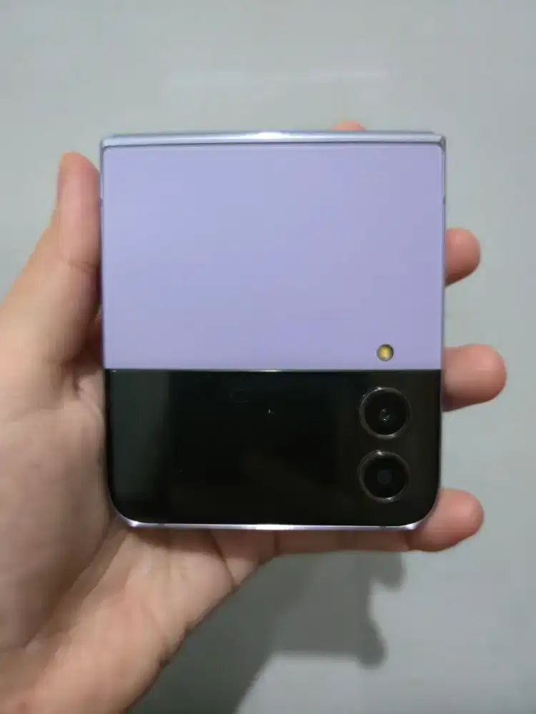 Samsung z flip 4 8/128