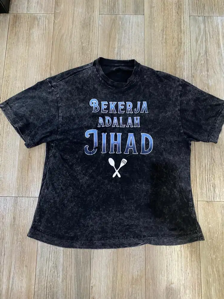 Kaos bekerja adalah jihad