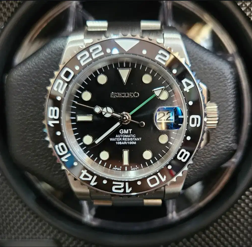 Seiko Mod Black Panther GMT