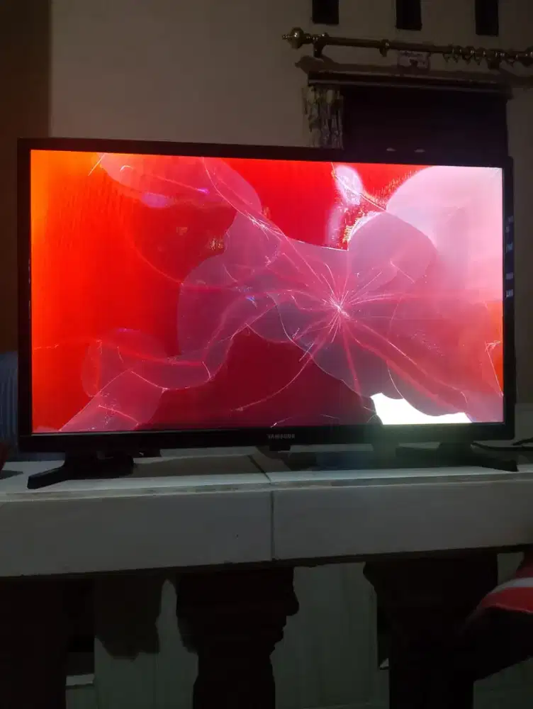 Jual beli barang bekas AC tv kulkas all.