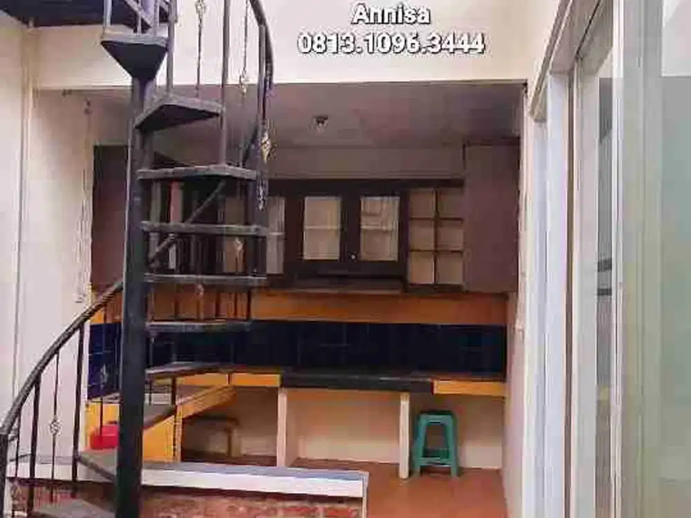 Dijual Rumah Luas Nyaman Selangkah Menuju Mall di BSD