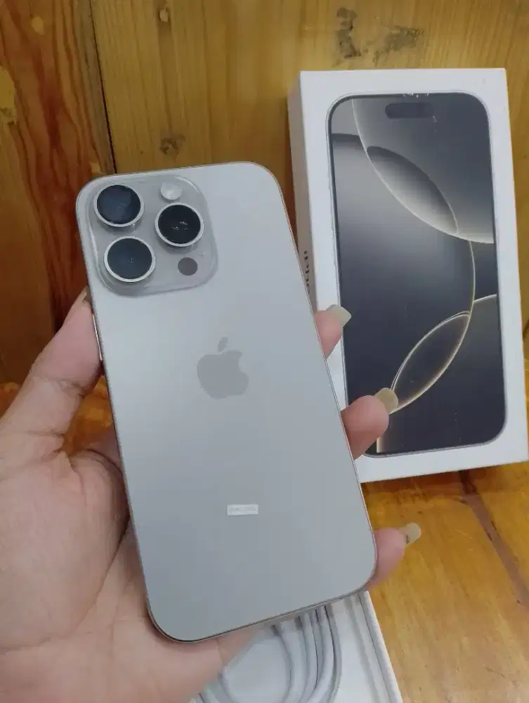 IPhone 16 pro 256Gb IBox