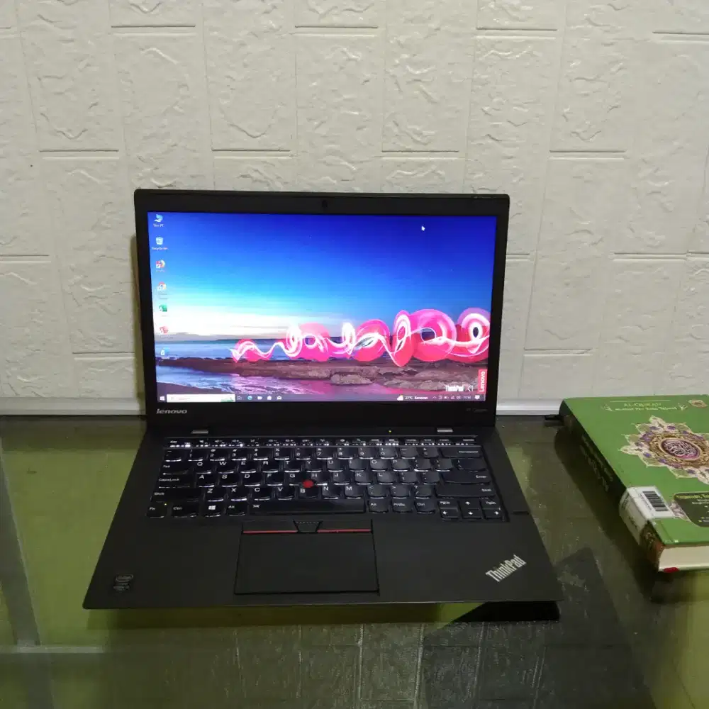 Lenovo thinkpad x1 CARBON core i5 ram 8gb sdd M2 256gb layar fhd slim