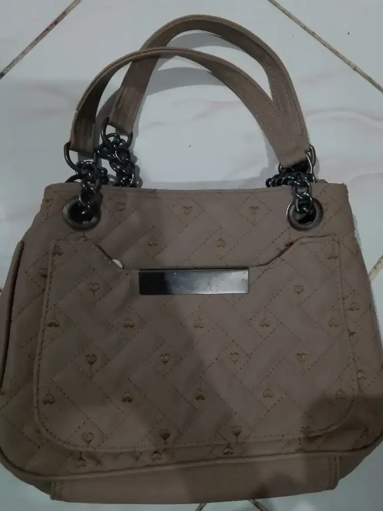 Preloved Tas Branded Look - Cocok untuk Pesta & Sehari-hari