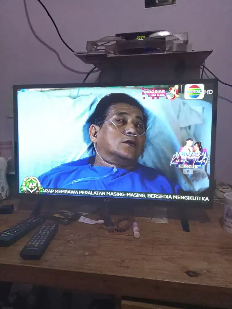 Tv lg 30 in analok berikut stb advance