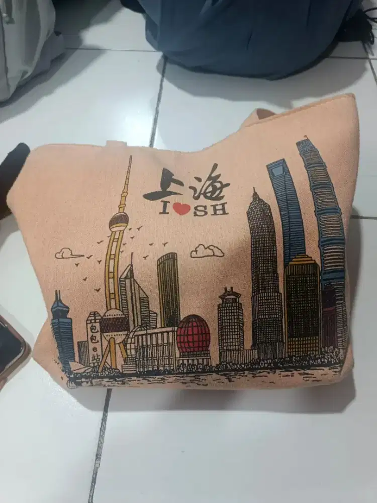 tas selempang wanita