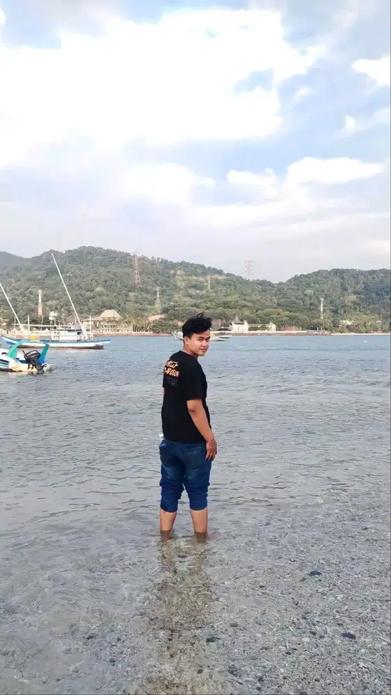 cari loker baru lulus kuliah fresh graduate sarjana ekonomi, S.E,