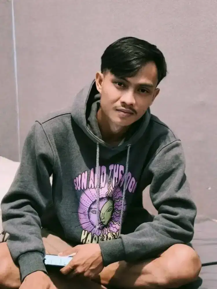 Nyari kerja di bidang martabak bisa kana kiri