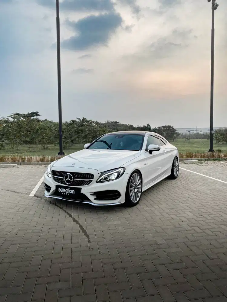 MERCEDES BENZ MERCY C300 TAHUN 2017