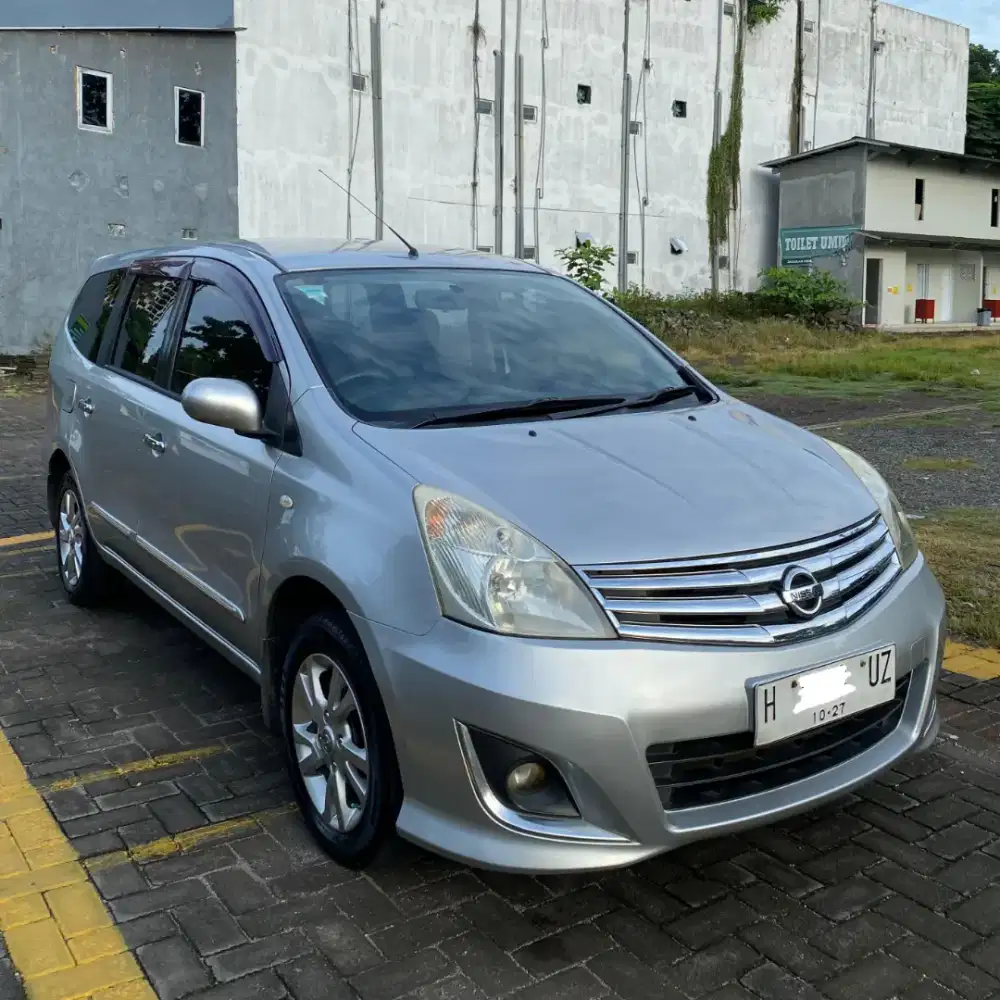 (DP5jt) Grand Livina 1.5 XV Automatic 2012 Istimewa