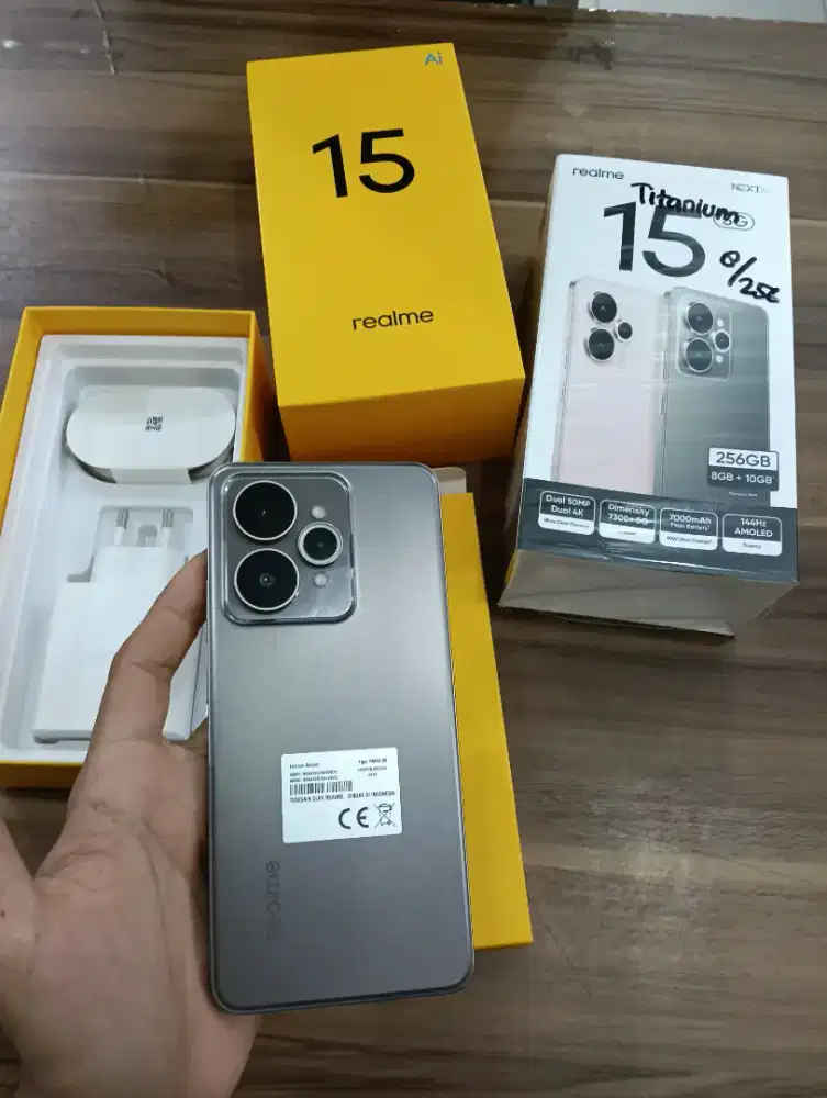 Realme 15 5G 8 /256 seken murah dan lengkap