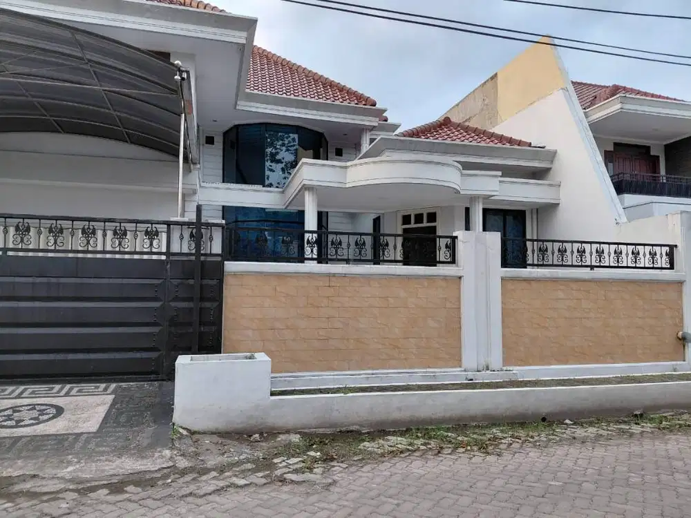 Di jual rumah 2lt di perumahan permata juanda