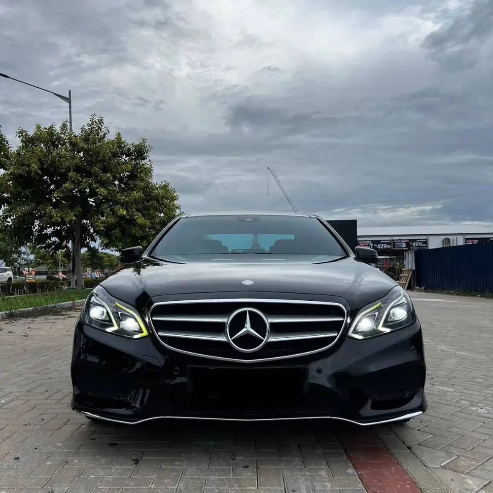 MERCEDES BENZ MERCY E400 TAHUN 2014