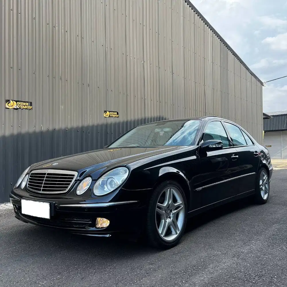 MERCEDES BENZ MERCY E240 TAHUN 2005
