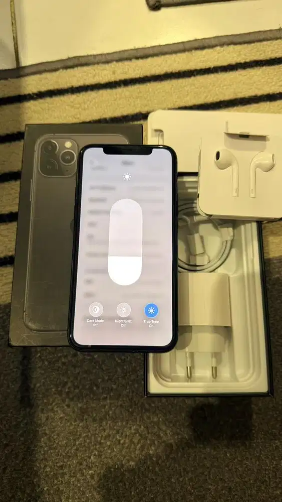 Dijual Iphone 11 Pro 64GB Grey Mulus Lengkap Terdaftar