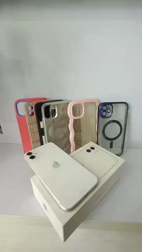 iPhone 11 128 iBox lengkap