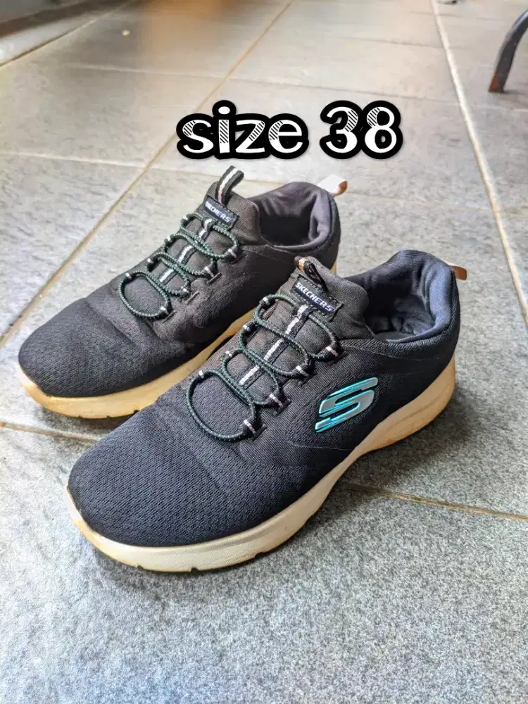 skecher size dfoto