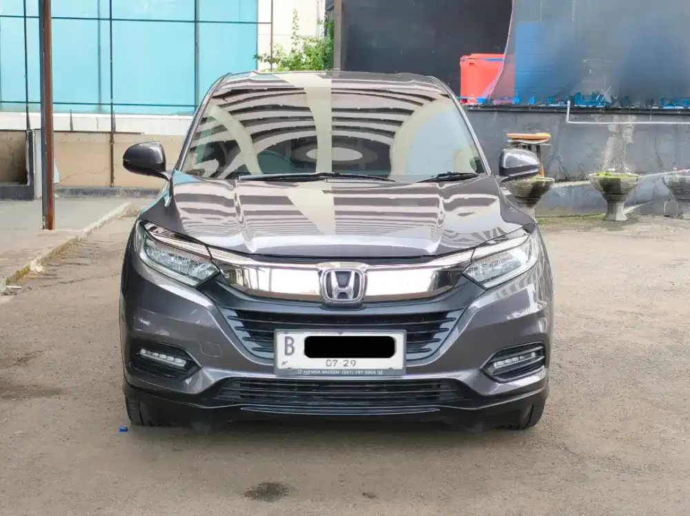 Honda HRV SE 2019 KM 40 rb ANTIK MULUS ISTIMEWA