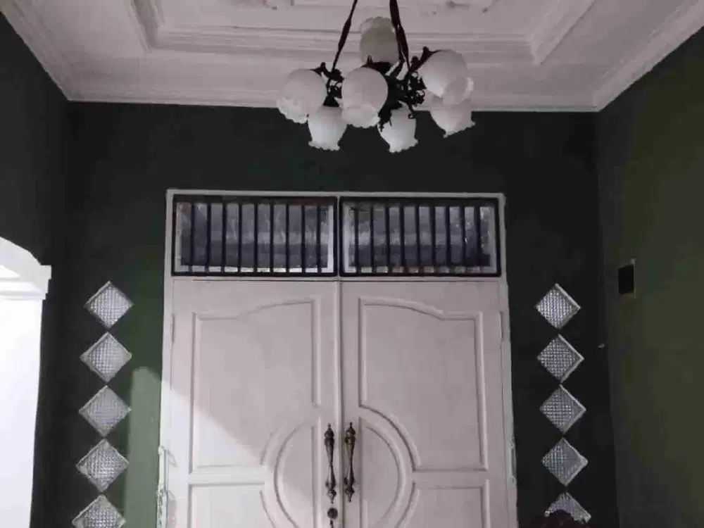 Jual rumah 2 lantai hook di komplek Koperasi, Jl. Radar Auri, deket tol Cimanggis, Depok