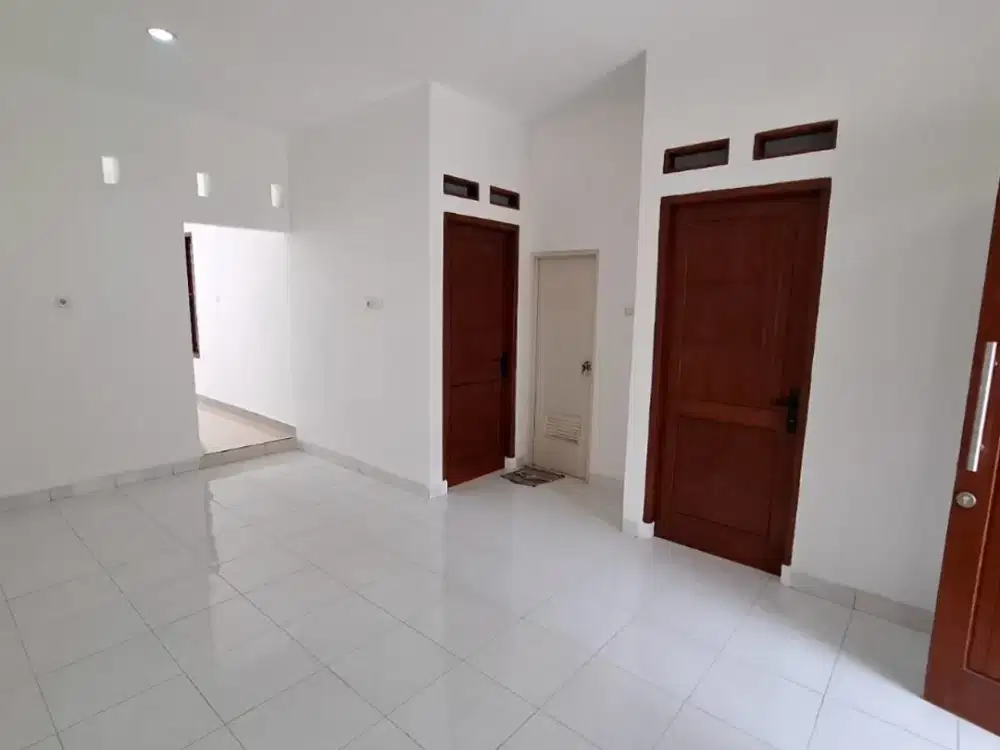 Jual rumah bagus di Permata Cimanggis, cluster Nilam, Cilangkap, Tapos Depok