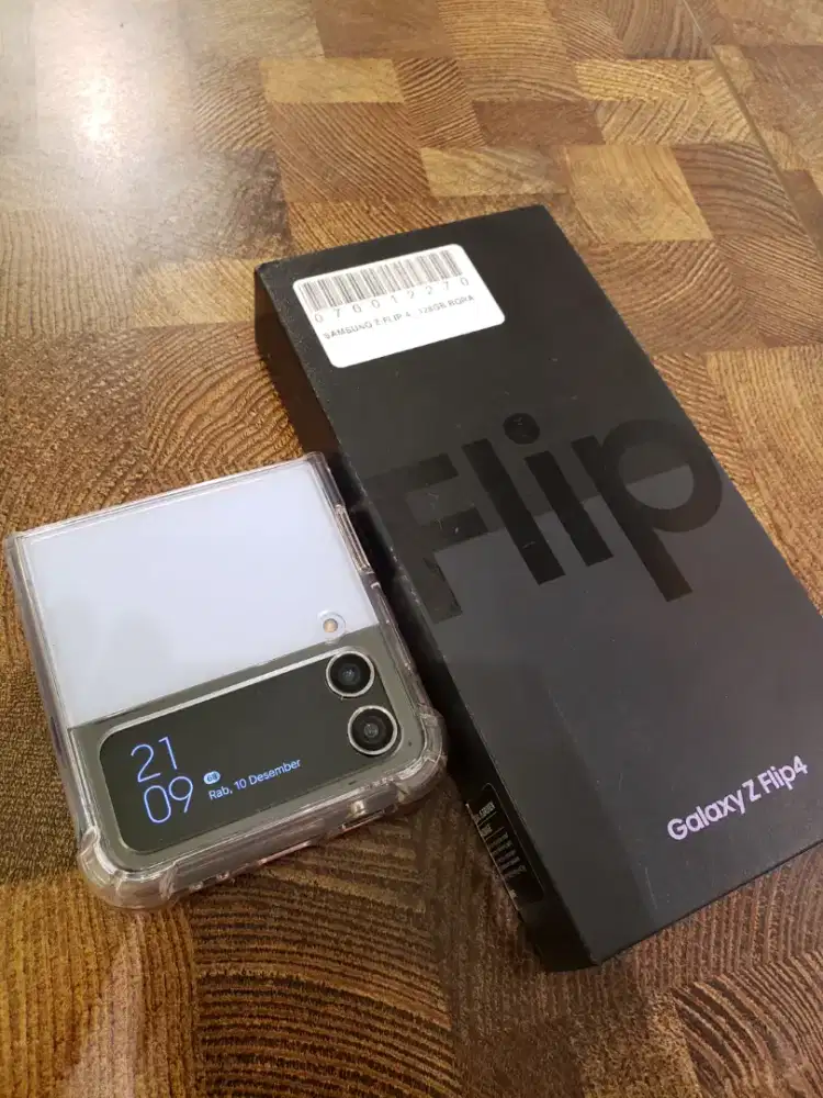 Zflip 4 Mulus sein siap pakai