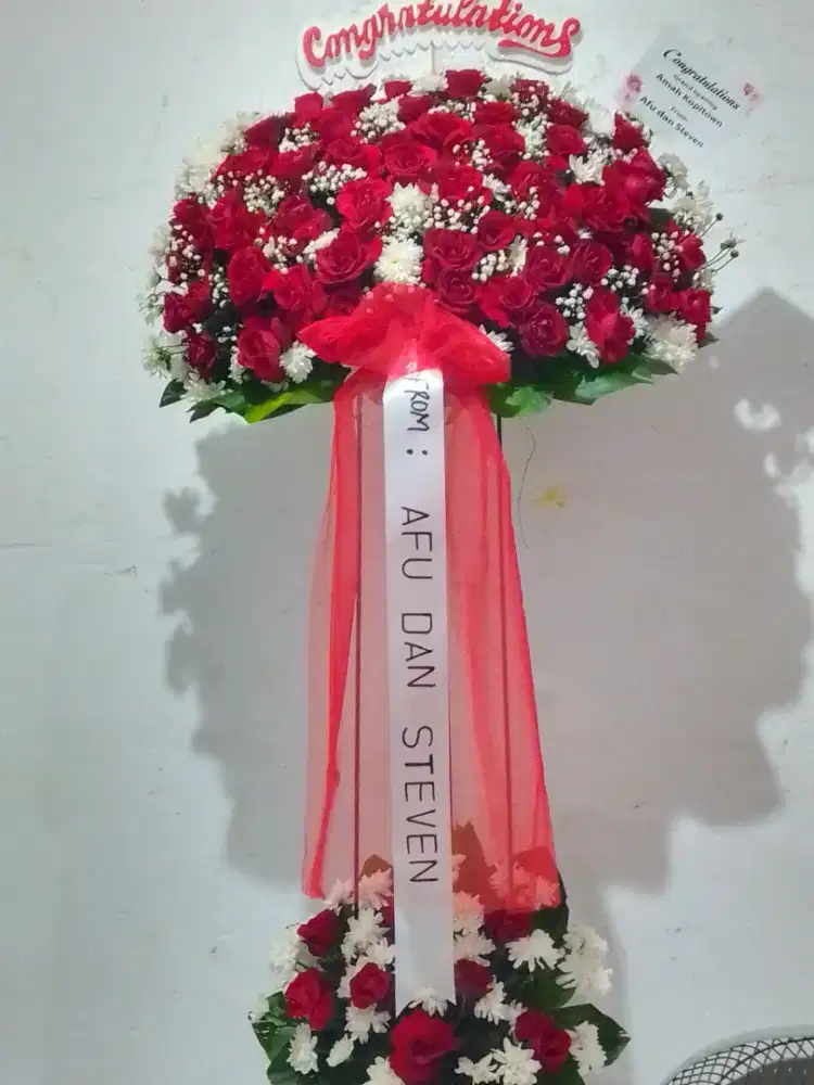 Andi Flores jual bucket bunga