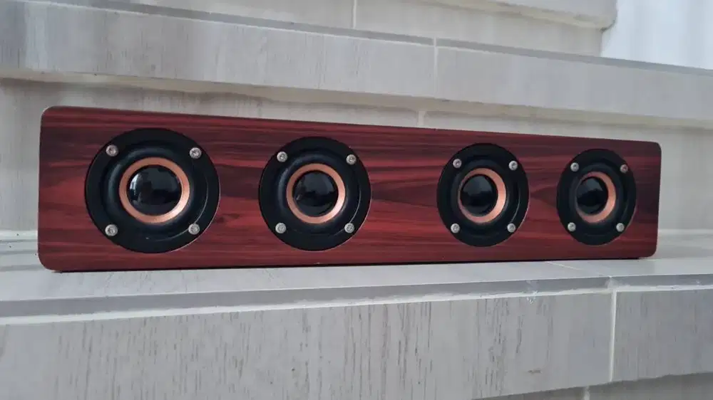 Wooden Speaker Sound Bar Salon (Bekas)