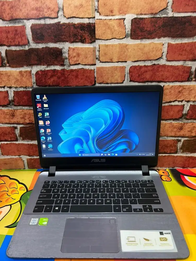 Laptop asus vivobook corei3 double Vga